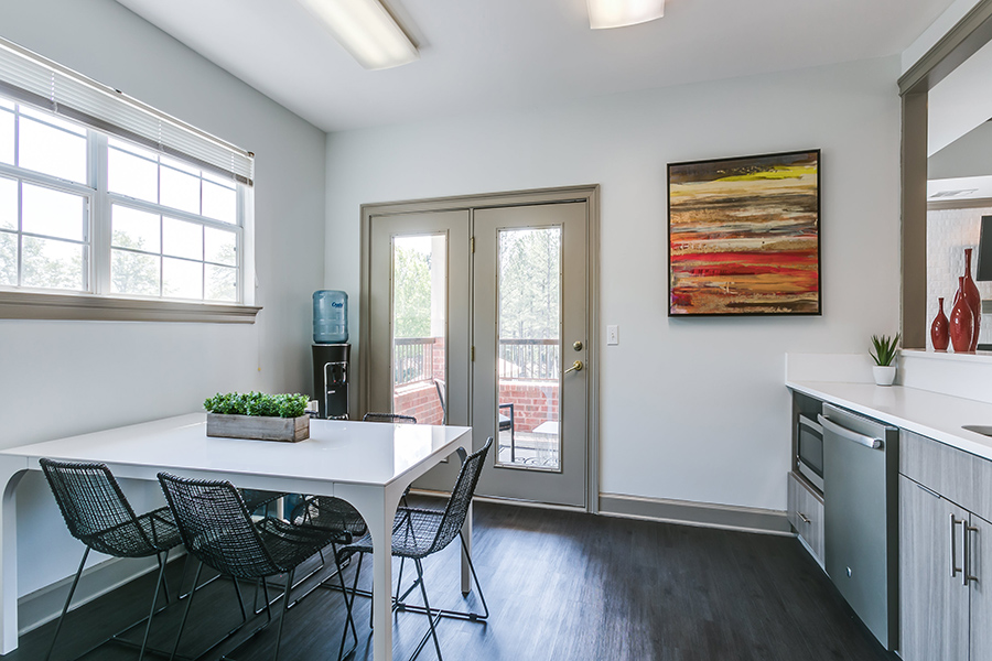 IMT Alpharetta 1, 2 & 3 Bedroom Apartments In North Atlanta, GA