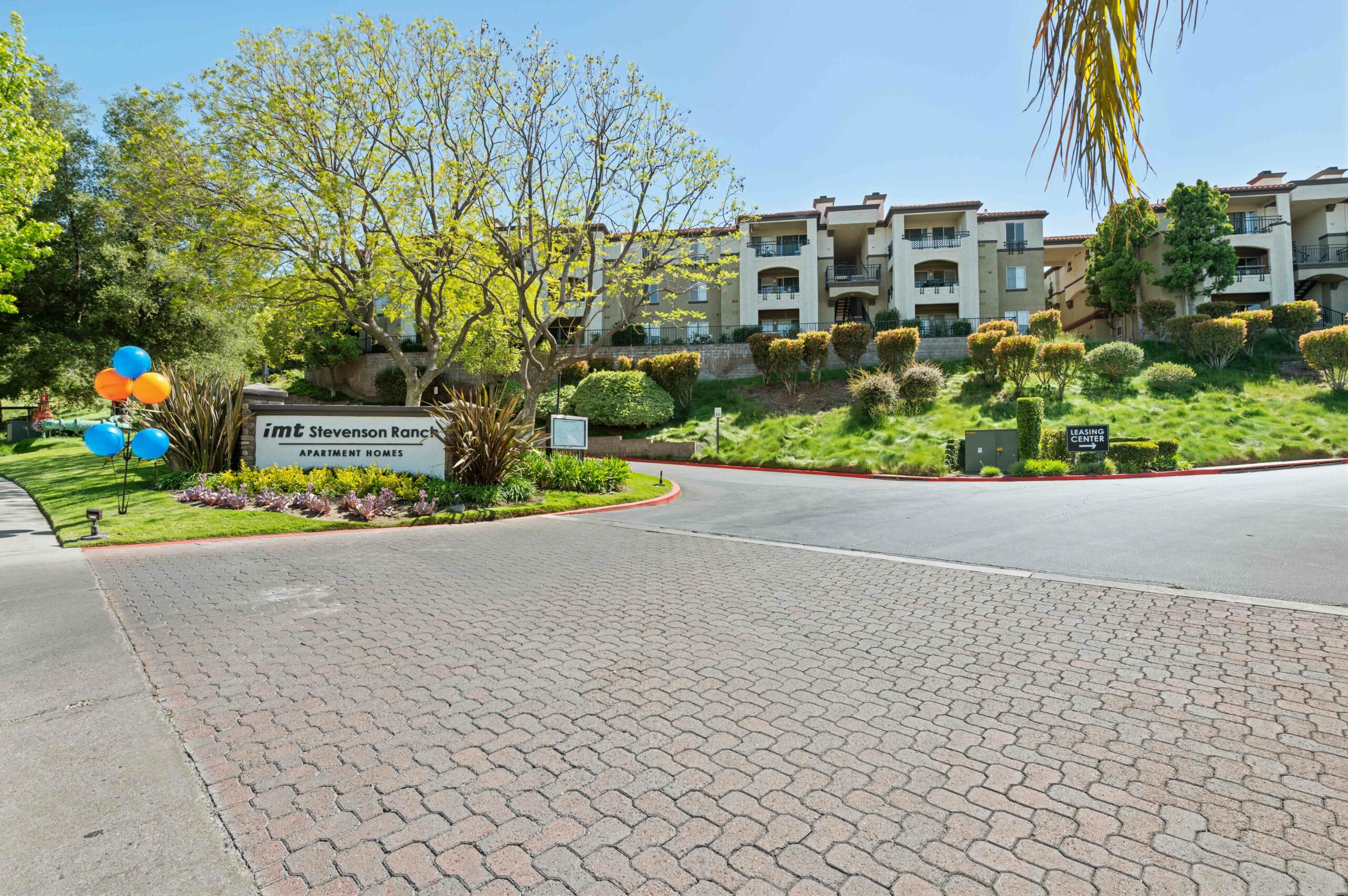 IMT Stevenson Ranch Explore Apartments & Mountain Views From Santa