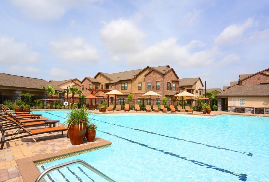 IMT Cinco Ranch Pool